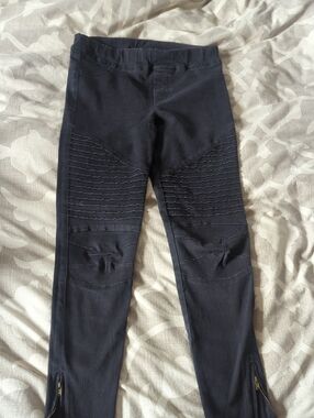 Umgee Black Ribbed Knee Leggings
